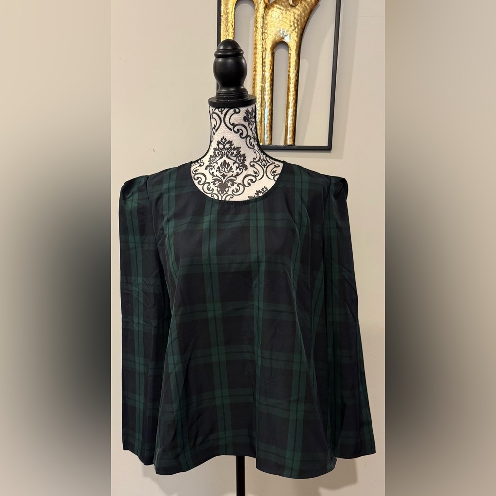 Pomander Place Blackwatch Bedford Top